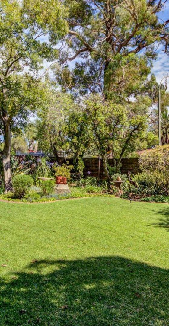 4 Bedroom Property for Sale in Van Riebeeck Park Gauteng