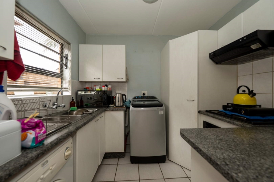 0 Bedroom Property for Sale in Wilgeheuwel Gauteng