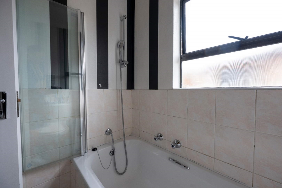 0 Bedroom Property for Sale in Wilgeheuwel Gauteng