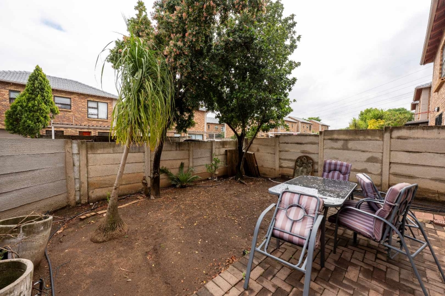 0 Bedroom Property for Sale in Wilgeheuwel Gauteng