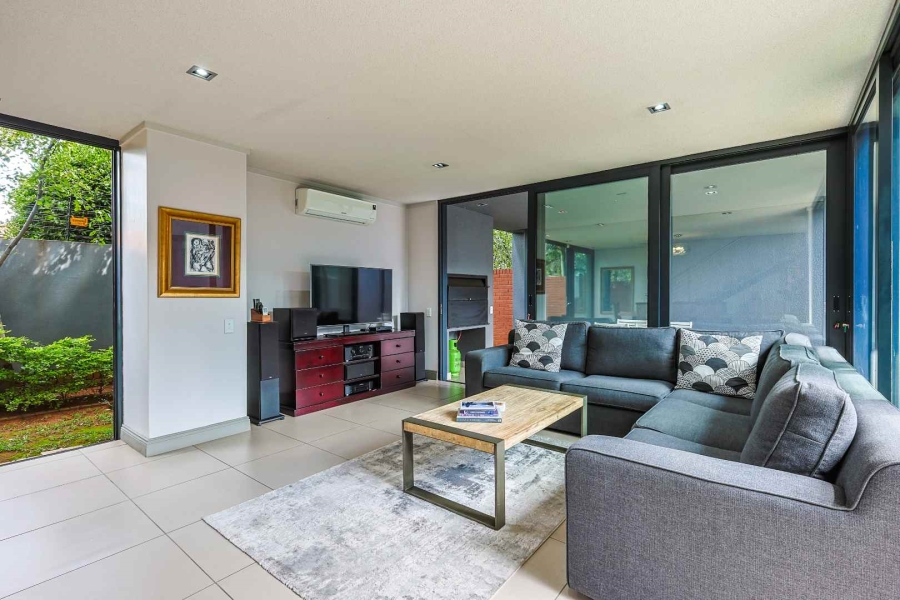 4 Bedroom Property for Sale in Waterkloof Ridge Gauteng