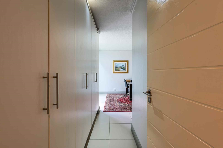 4 Bedroom Property for Sale in Waterkloof Ridge Gauteng