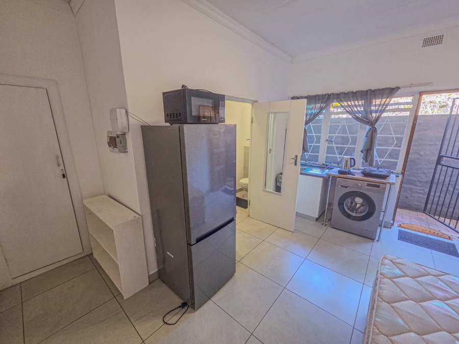 To Let 1 Bedroom Property for Rent in Brooklyn Gauteng