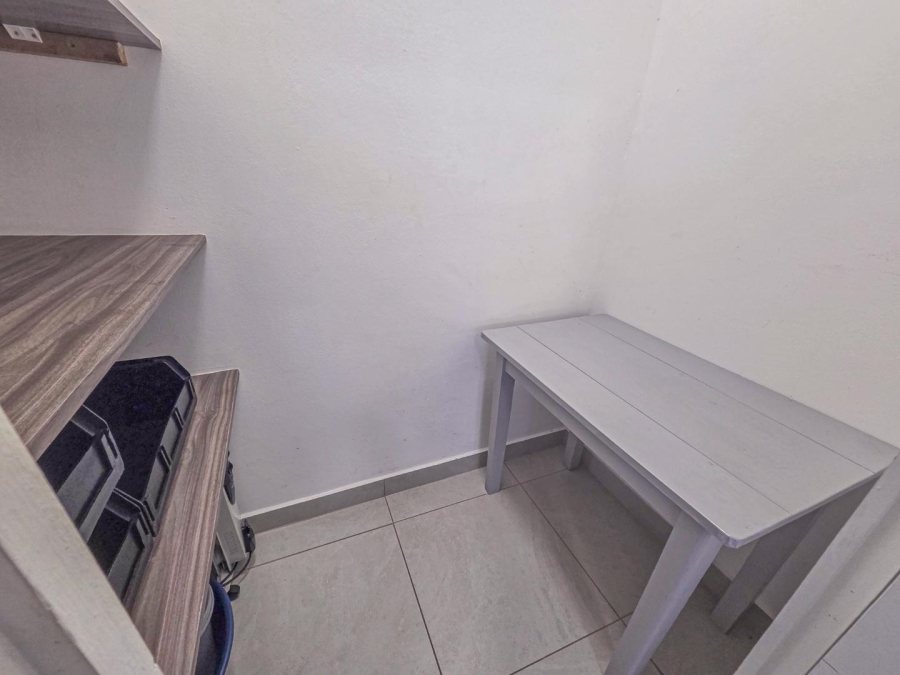 To Let 1 Bedroom Property for Rent in Brooklyn Gauteng