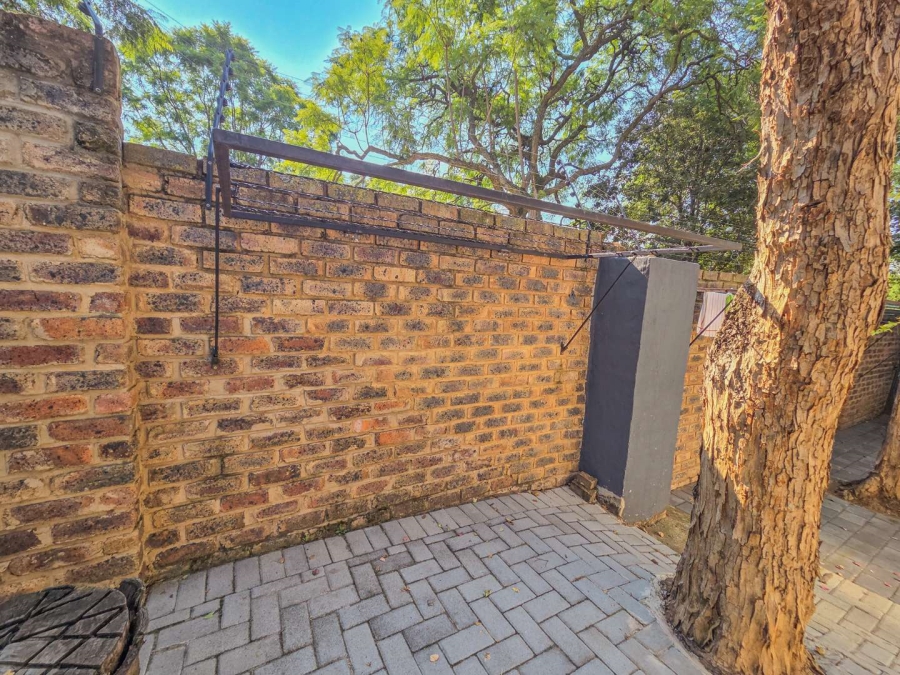 To Let 1 Bedroom Property for Rent in Brooklyn Gauteng