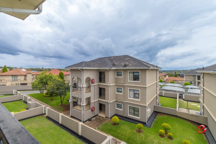 1 Bedroom Property for Sale in Fourways Gauteng