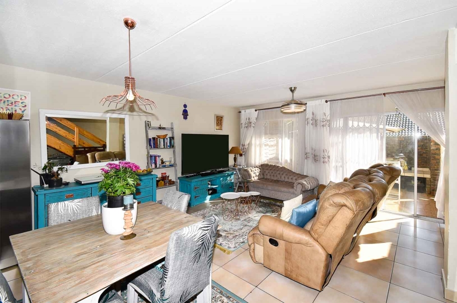 3 Bedroom Property for Sale in Fourways Gardens Gauteng