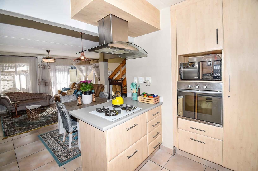 3 Bedroom Property for Sale in Fourways Gardens Gauteng