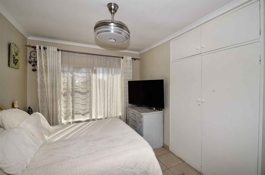 3 Bedroom Property for Sale in Fourways Gardens Gauteng