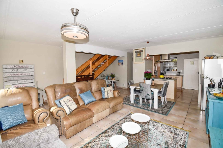 3 Bedroom Property for Sale in Fourways Gardens Gauteng