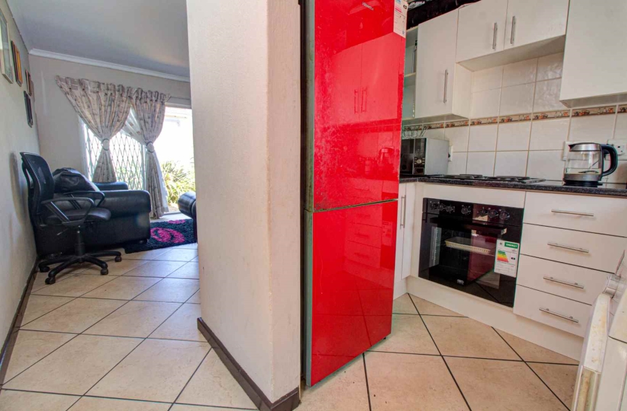 2 Bedroom Property for Sale in Wilgeheuwel Gauteng