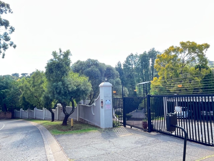 3 Bedroom Property for Sale in Helderkruin Gauteng