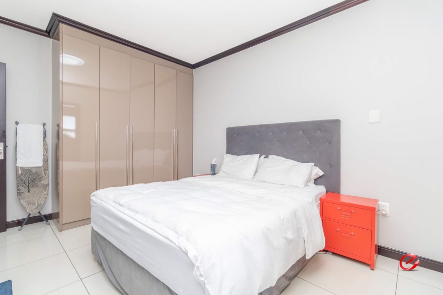 1 Bedroom Property for Sale in Fourways Gardens Gauteng