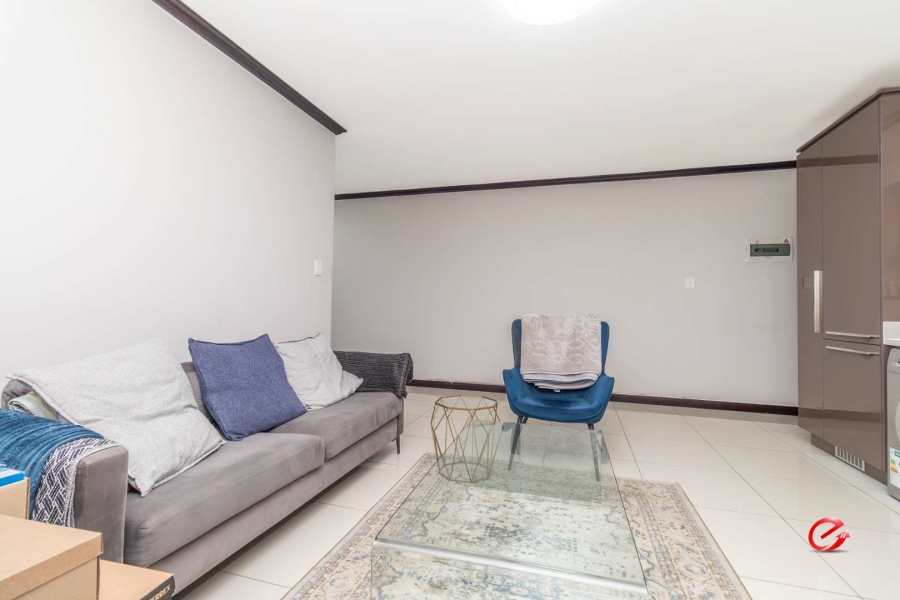 1 Bedroom Property for Sale in Fourways Gardens Gauteng