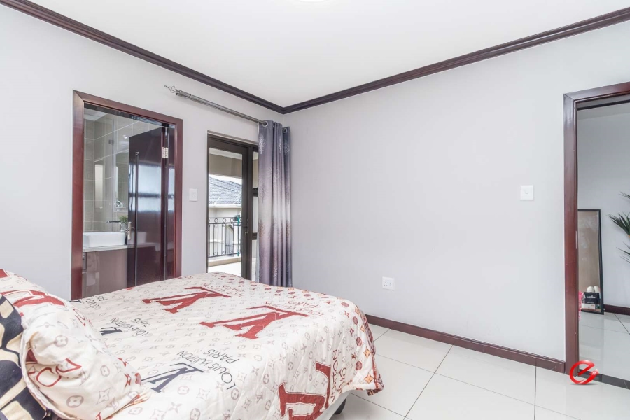 1 Bedroom Property for Sale in Fourways Gauteng