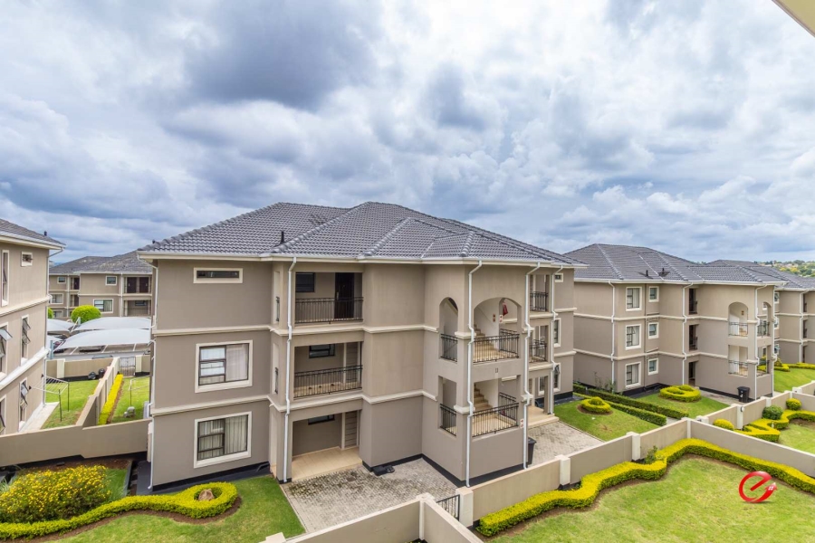 1 Bedroom Property for Sale in Fourways Gauteng