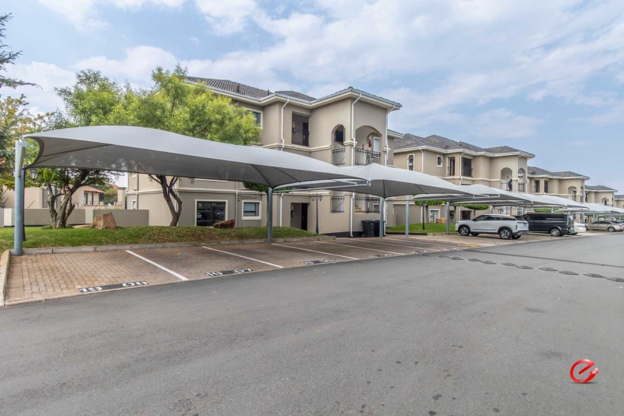 1 Bedroom Property for Sale in Fourways Gauteng