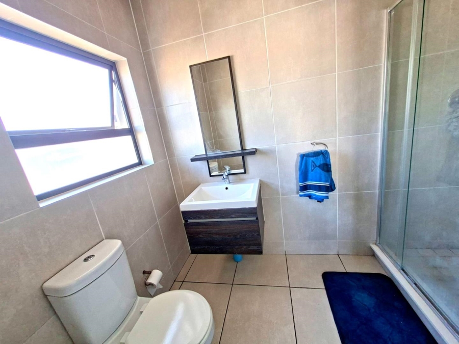 To Let 1 Bedroom Property for Rent in Petervale Gauteng