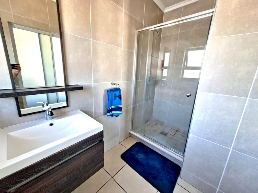 To Let 1 Bedroom Property for Rent in Petervale Gauteng