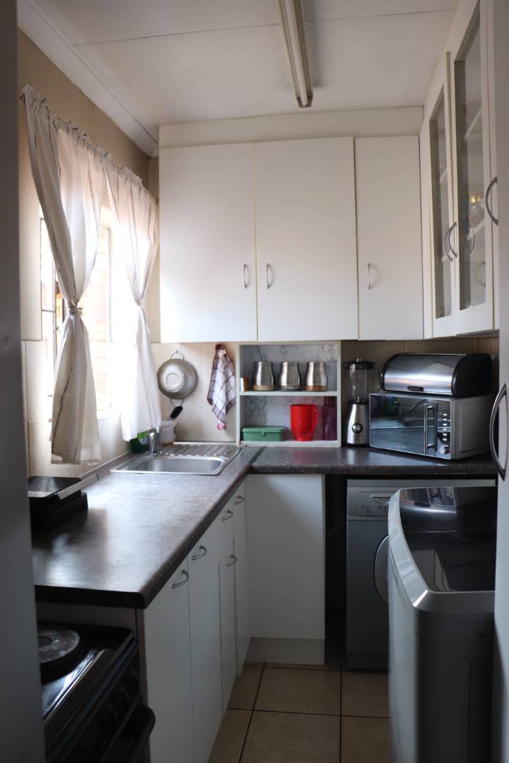 3 Bedroom Property for Sale in Protea Glen Gauteng