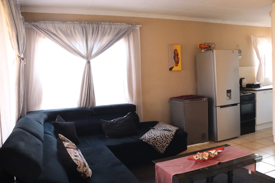 3 Bedroom Property for Sale in Protea Glen Gauteng