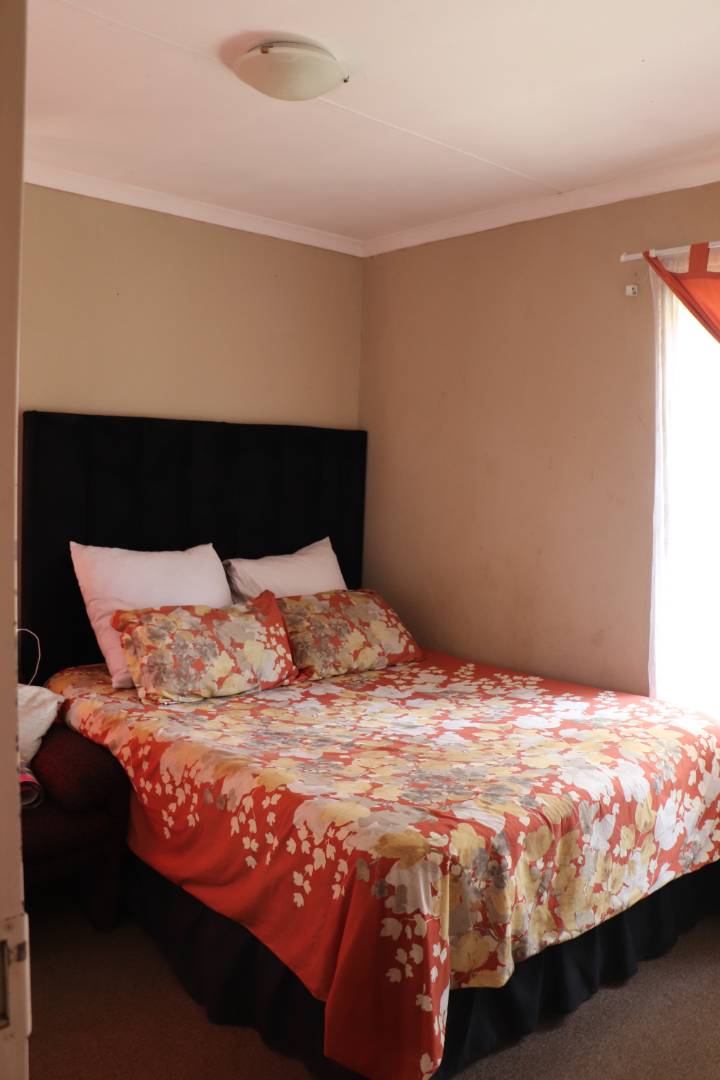 3 Bedroom Property for Sale in Protea Glen Gauteng