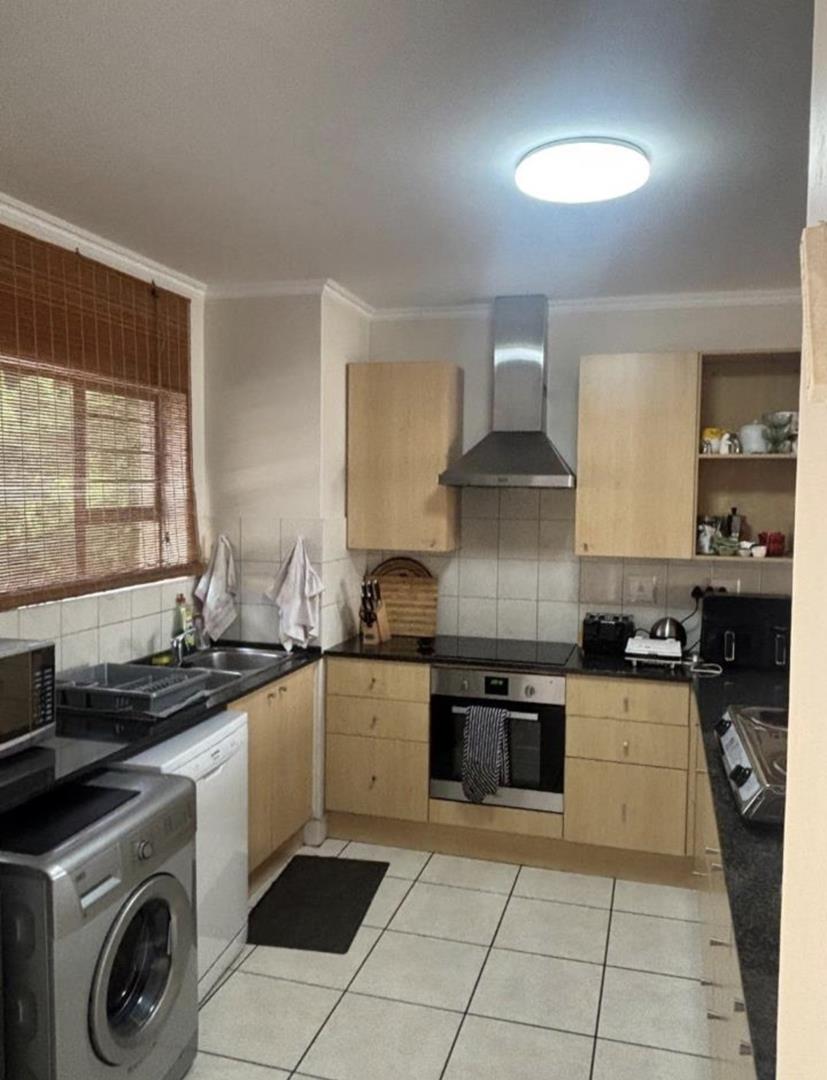 To Let 2 Bedroom Property for Rent in Sandown Gauteng