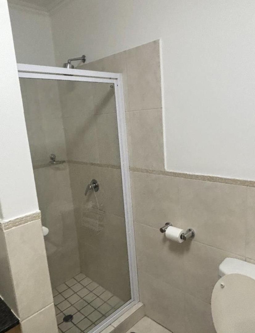 To Let 2 Bedroom Property for Rent in Sandown Gauteng