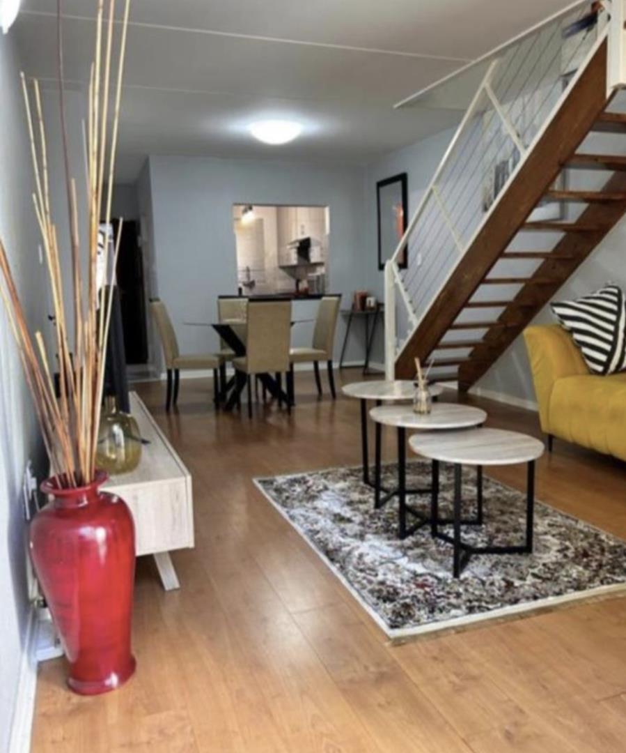 To Let 3 Bedroom Property for Rent in Sandown Gauteng