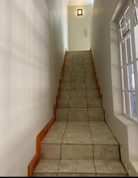 2 Bedroom Property for Sale in Corlett Gardens Gauteng