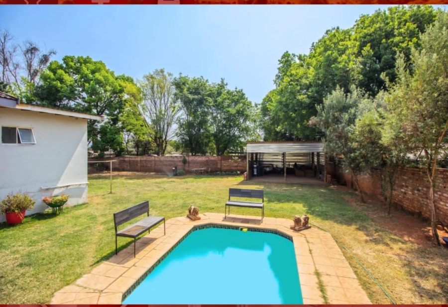 4 Bedroom Property for Sale in Meyerspark Gauteng