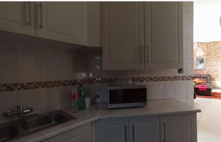 4 Bedroom Property for Sale in The Orchards Gauteng