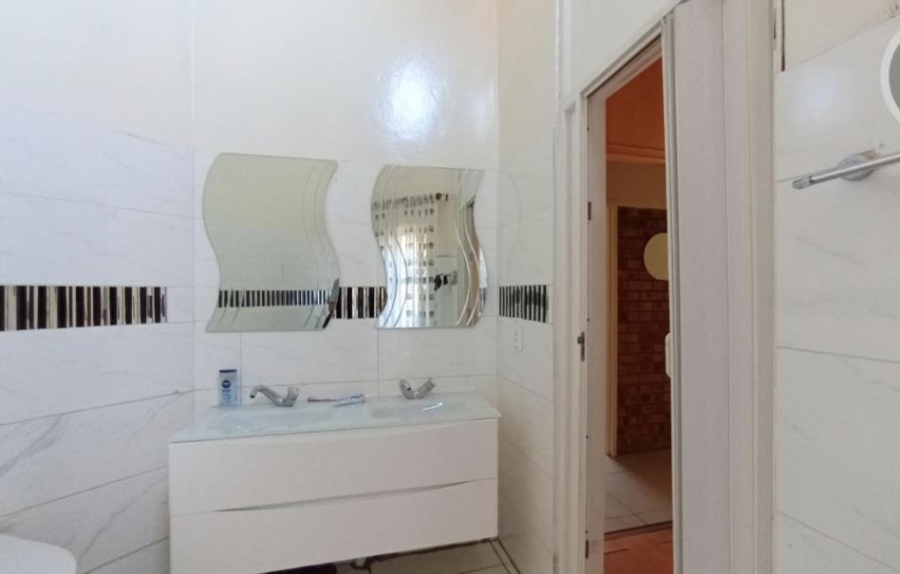 4 Bedroom Property for Sale in The Orchards Gauteng