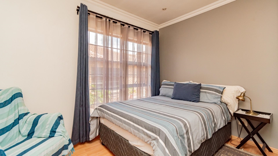 2 Bedroom Property for Sale in New Redruth Gauteng
