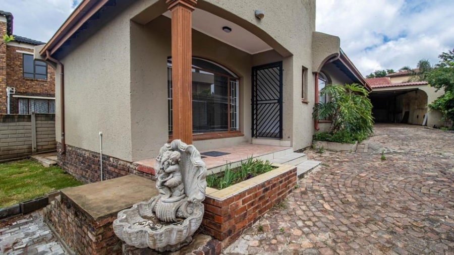 3 Bedroom Property for Sale in Elandspark Gauteng