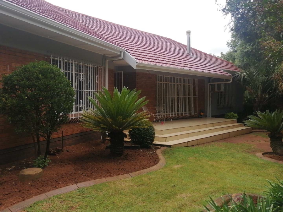 4 Bedroom Property for Sale in Parkdene Gauteng