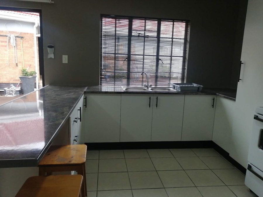4 Bedroom Property for Sale in Parkdene Gauteng