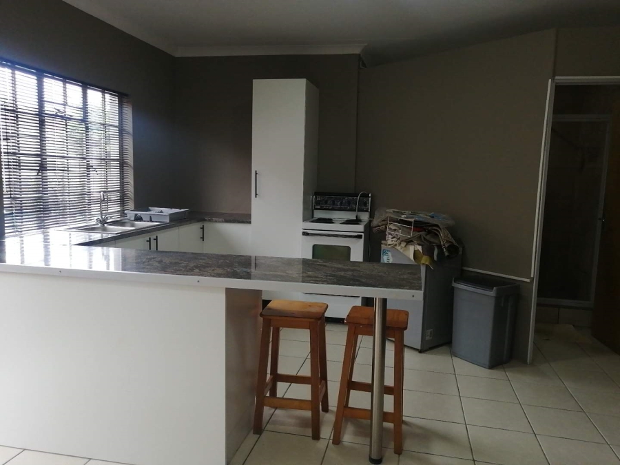 4 Bedroom Property for Sale in Parkdene Gauteng