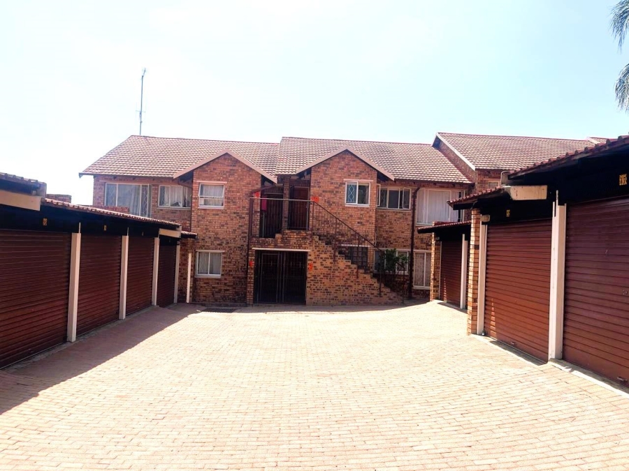 To Let 2 Bedroom Property for Rent in Ferndale Gauteng