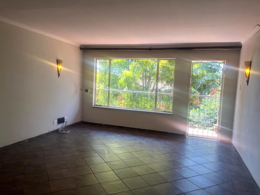 To Let 2 Bedroom Property for Rent in Ferndale Gauteng