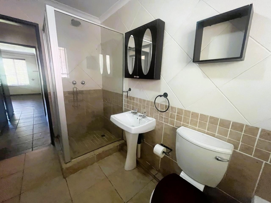 To Let 2 Bedroom Property for Rent in Ferndale Gauteng