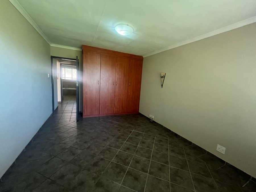 To Let 2 Bedroom Property for Rent in Ferndale Gauteng