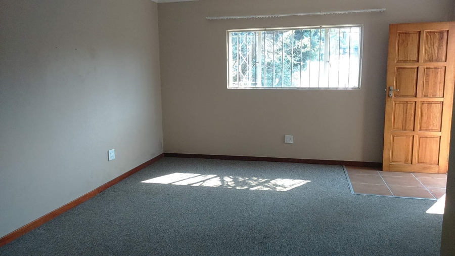 To Let 0 Bedroom Property for Rent in Fontainebleau Gauteng