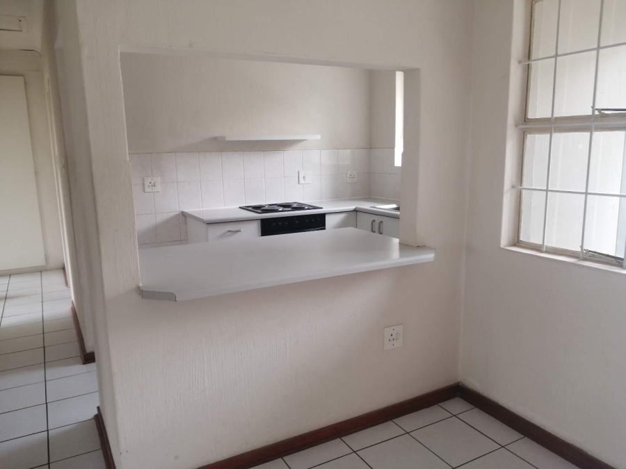 To Let 2 Bedroom Property for Rent in Noordhang Gauteng