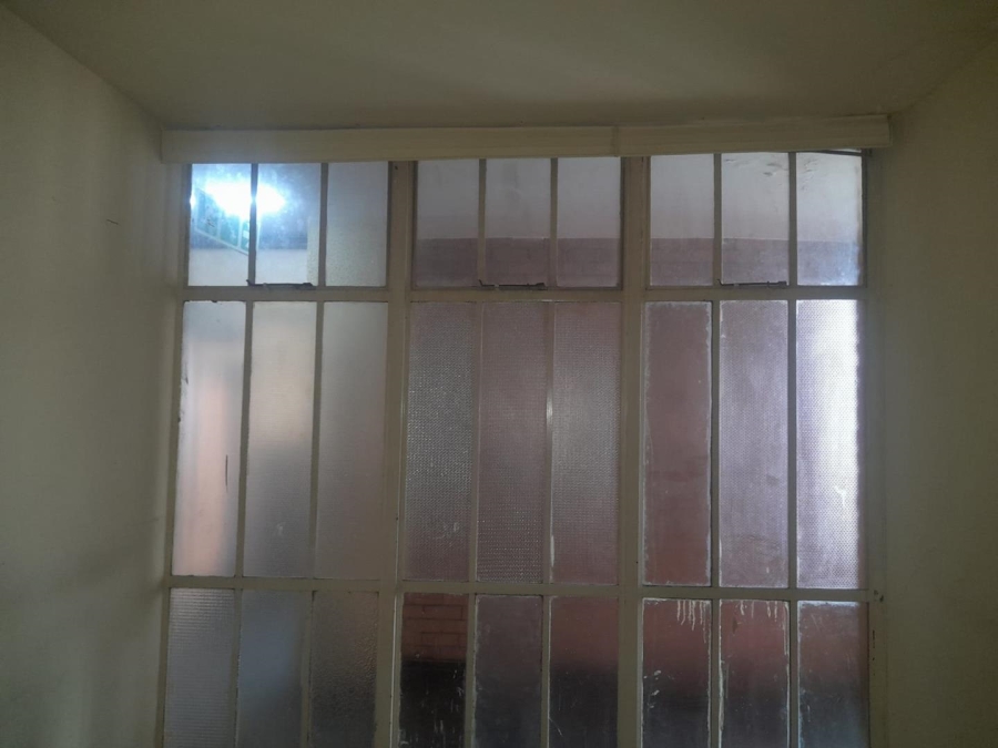 2 Bedroom Property for Sale in Berea Gauteng