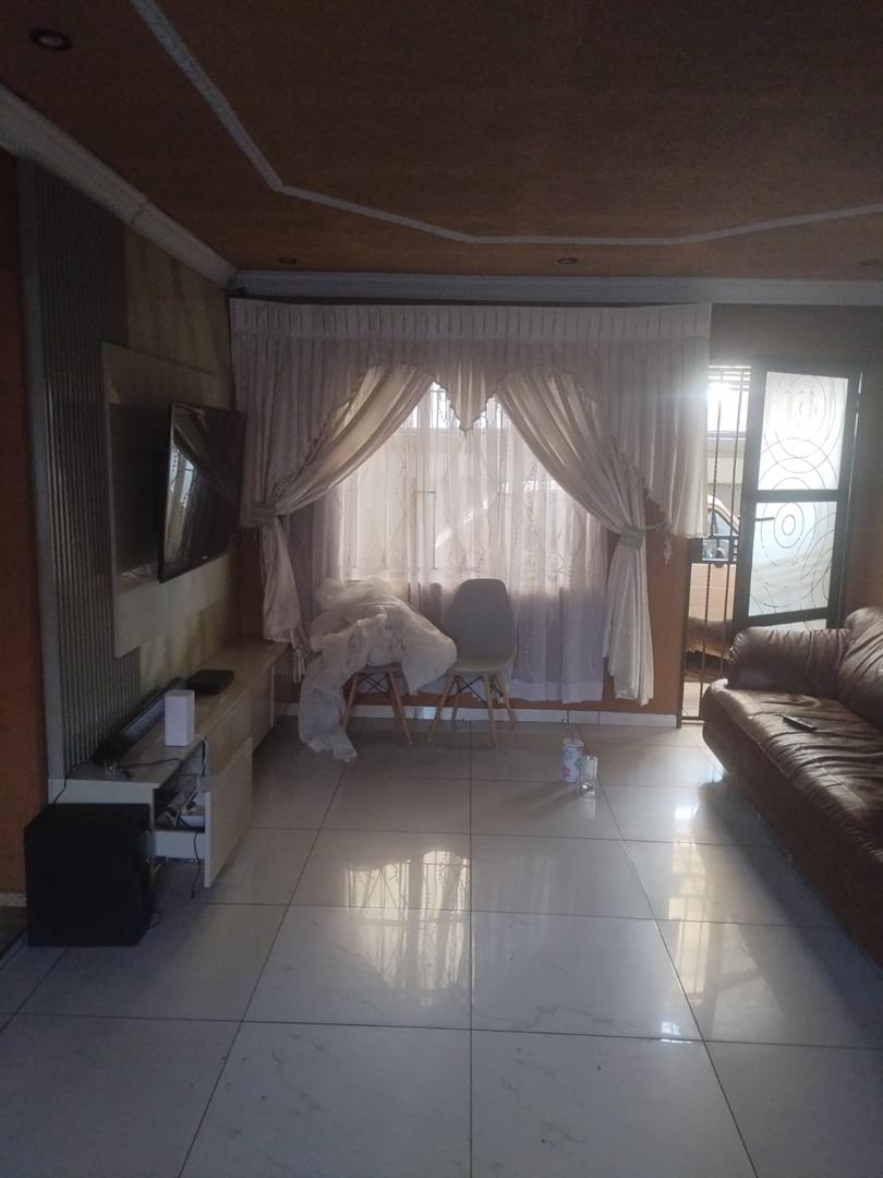 3 Bedroom Property for Sale in Nellmapius Gauteng