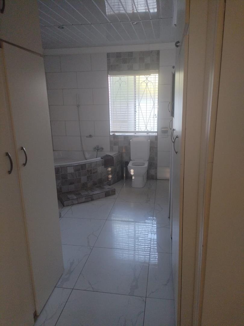 3 Bedroom Property for Sale in Nellmapius Gauteng