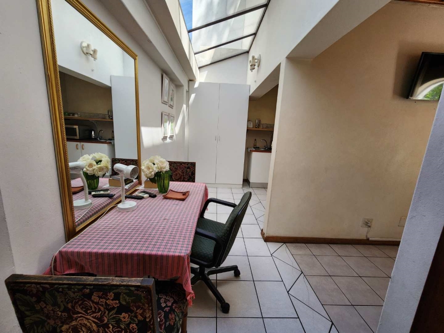 9 Bedroom Property for Sale in Muckleneuk Gauteng