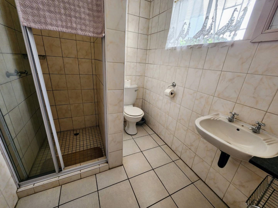 9 Bedroom Property for Sale in Muckleneuk Gauteng