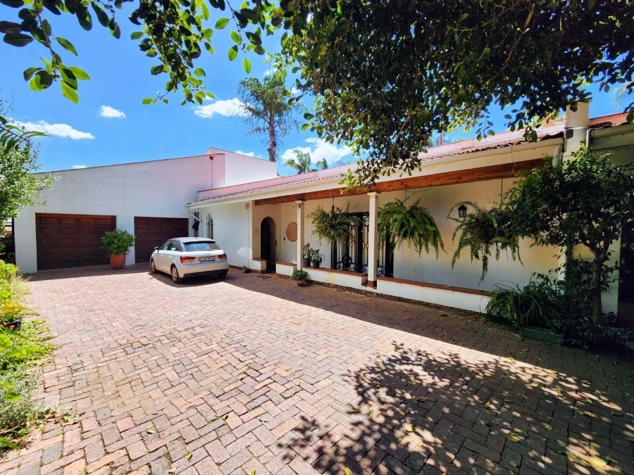 9 Bedroom Property for Sale in Muckleneuk Gauteng